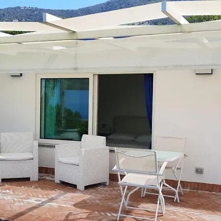 Vista Capri Con Angolo Cottura カプチオ・パエストゥム